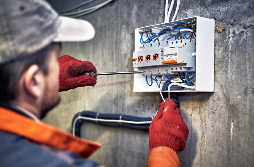 Electrician Industrial